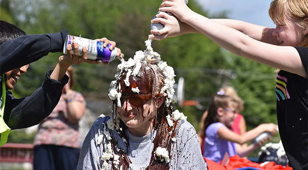 Students turn their teachers into human ice cream sundaes