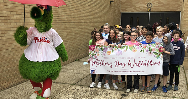 Phillie Phanatic at Maple Point Middle School walkathon